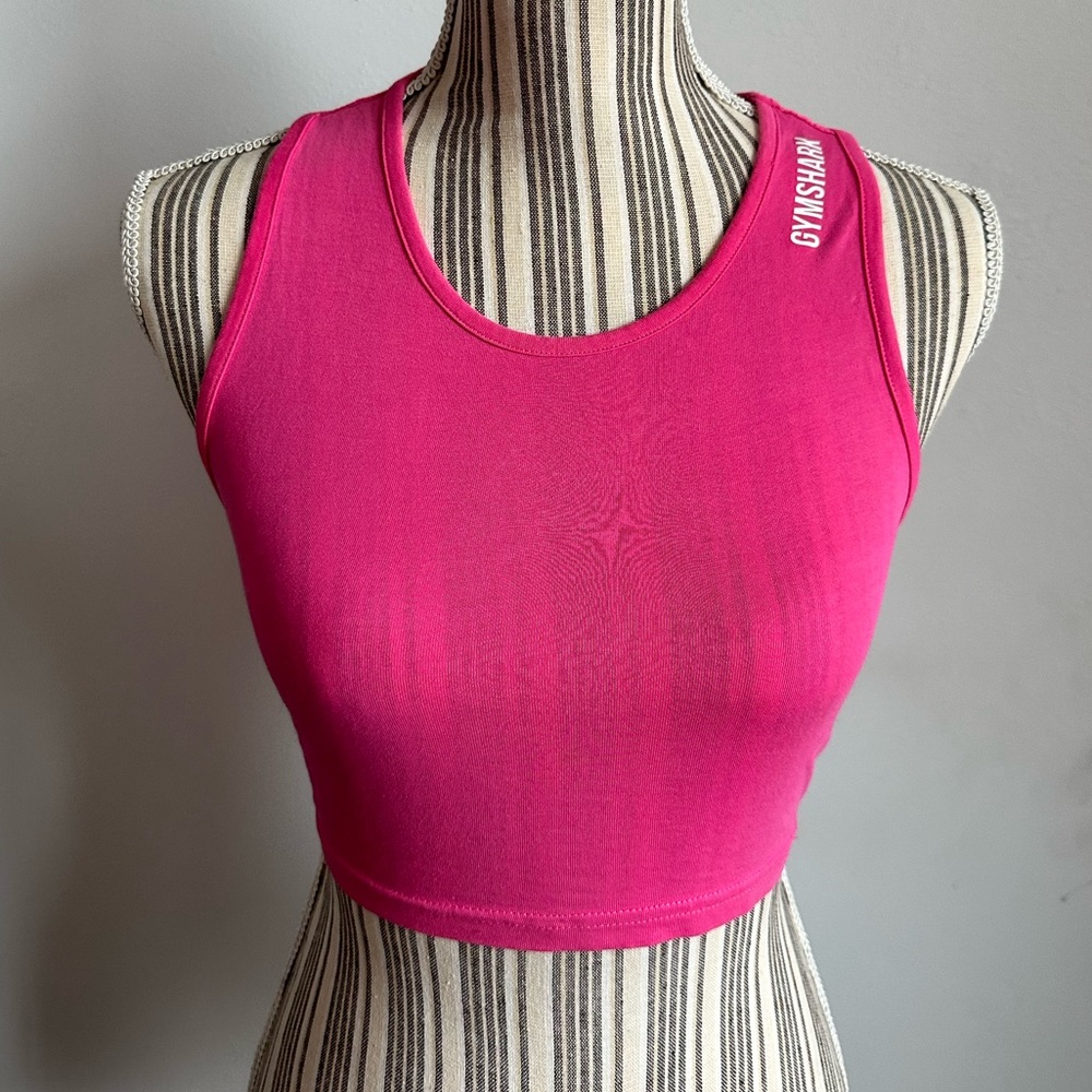 Gymshark Crop Tank Top (size xs)